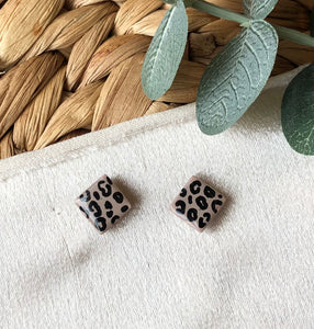 Leopard w/ Resin Square Stud